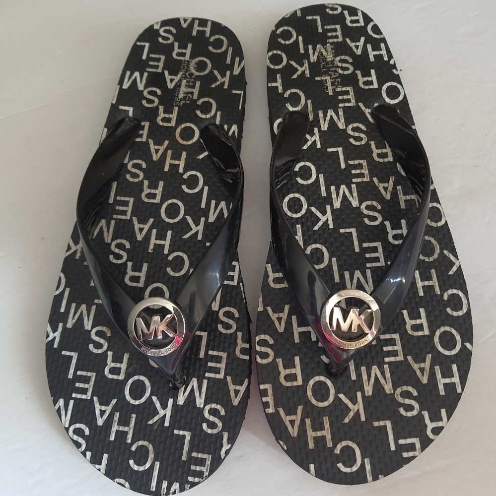 MK Slippers